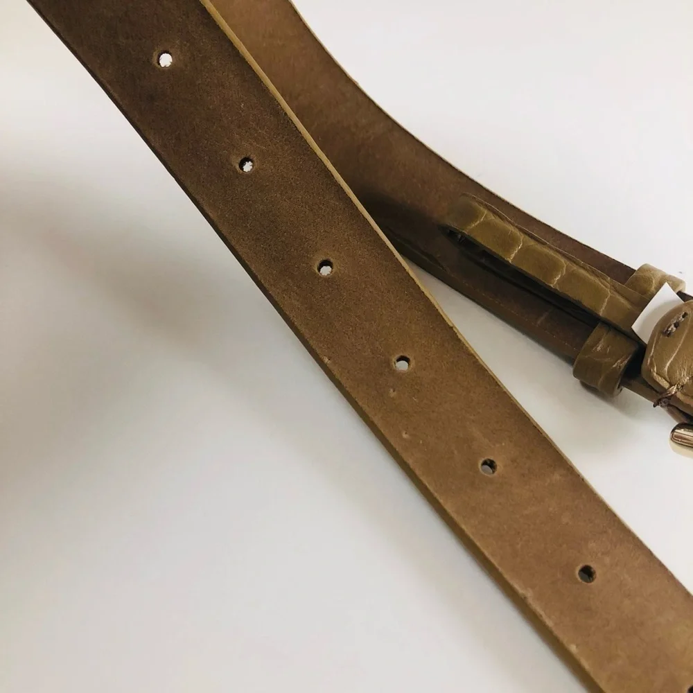 5 ITEMS FOR $35 FOR ALL ITEMS $15 OR LESS….MAKE A BUNDLE! genuine leather s/m